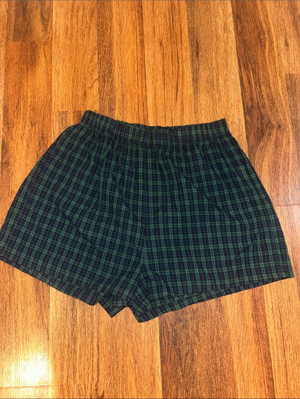 Women's Green Plaid Elastic-Waist Shorts